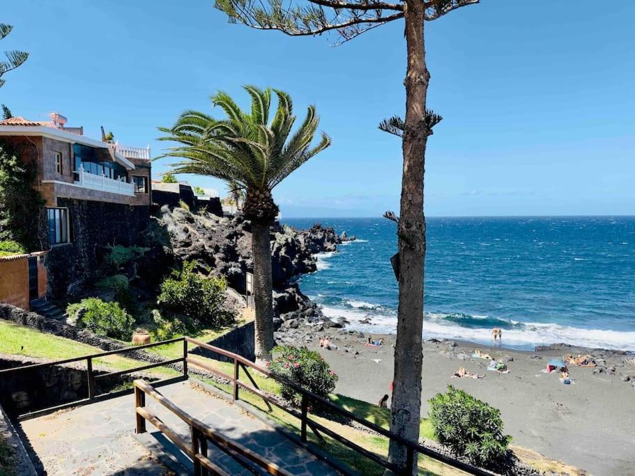 Beachfront Villa And Pool Puerto de Santiago  Kültér fotó